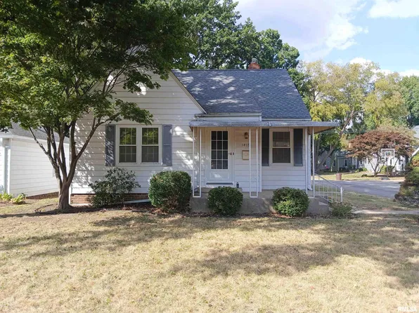 1415 W Ash St, Leland Grove, IL 62704