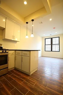 Rented by Eliaman Group, LLC | media 11