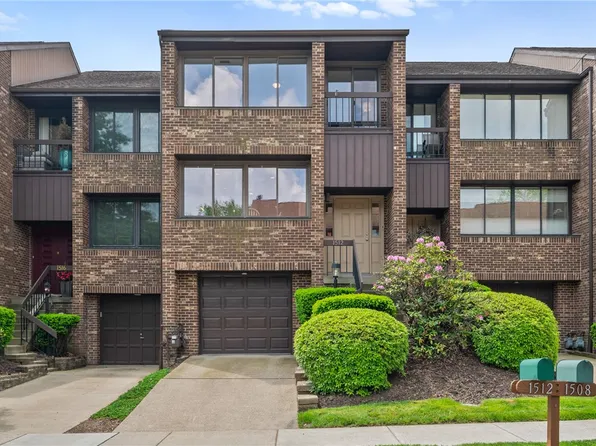 1512 Pinehurst Ln, Oakmont, PA 15139