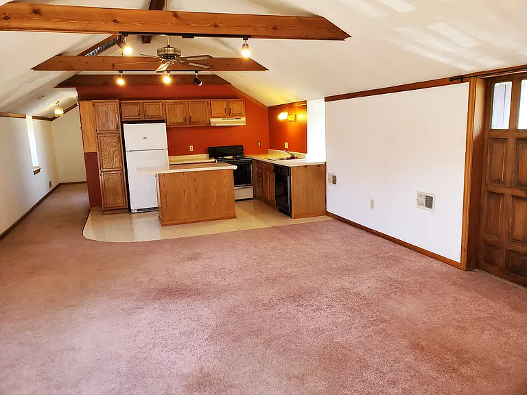 27 Richmond St #1 — Photo 4