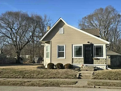 522 E 5th St Photo 1