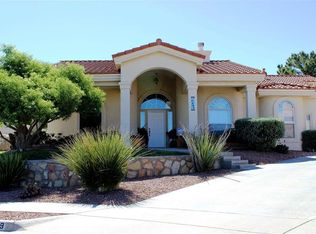 2489 Cherokee Cir, Las Cruces, NM 88011