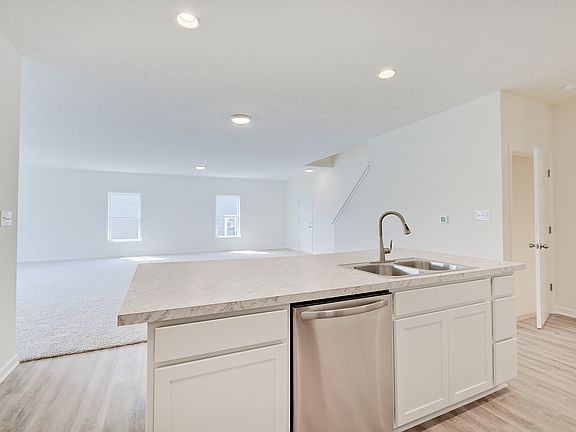 3rd image of 1266 Hanging Rock Dr