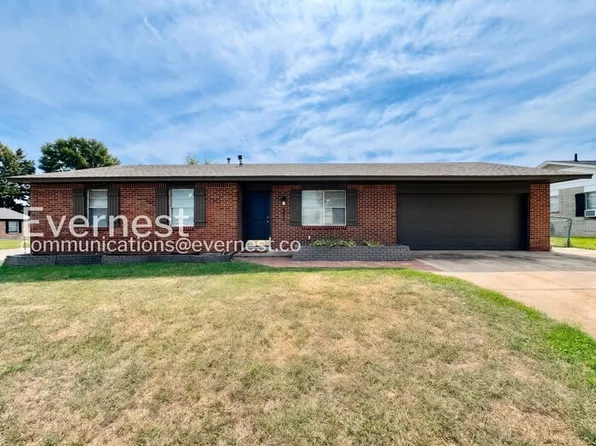 606 E 3rd Ct, Owasso, OK 74055