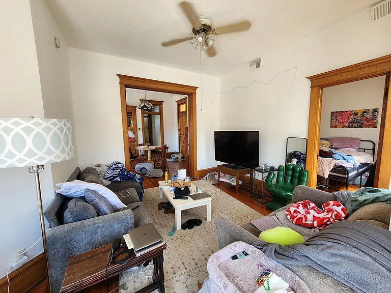 2404 W Superior St #3E — Photo 3