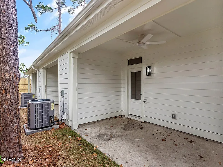 4213 Spirea Dr #C — Photo 27