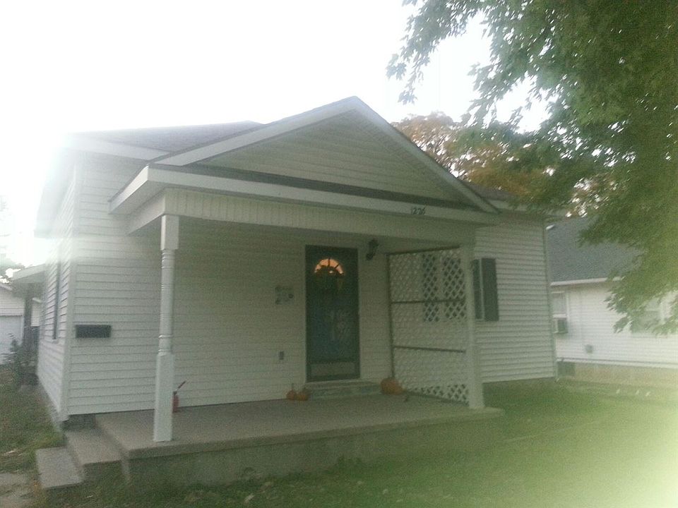 1st image of 1226 N B St