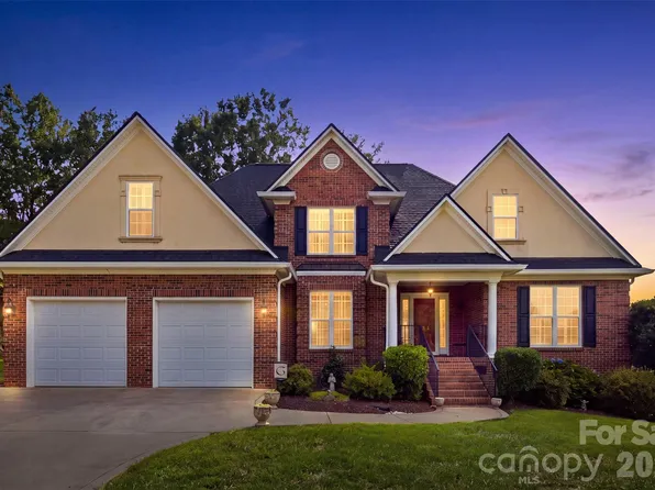235 Landry Dr, Kings Mountain, NC 28086