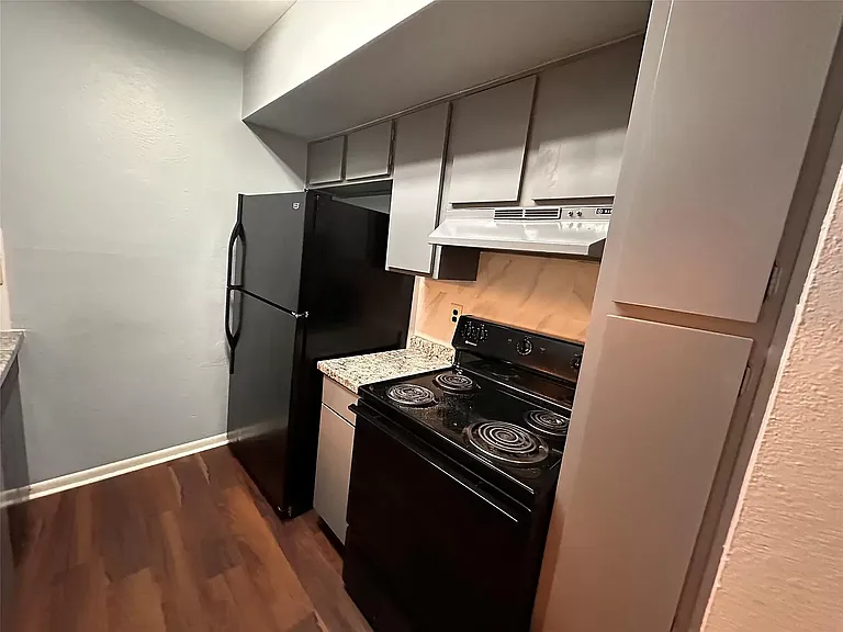 8433 Hearth Dr #35 — Photo 10