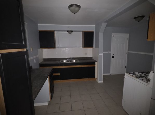 24454 Puritan Ave, Detroit, MI 48239