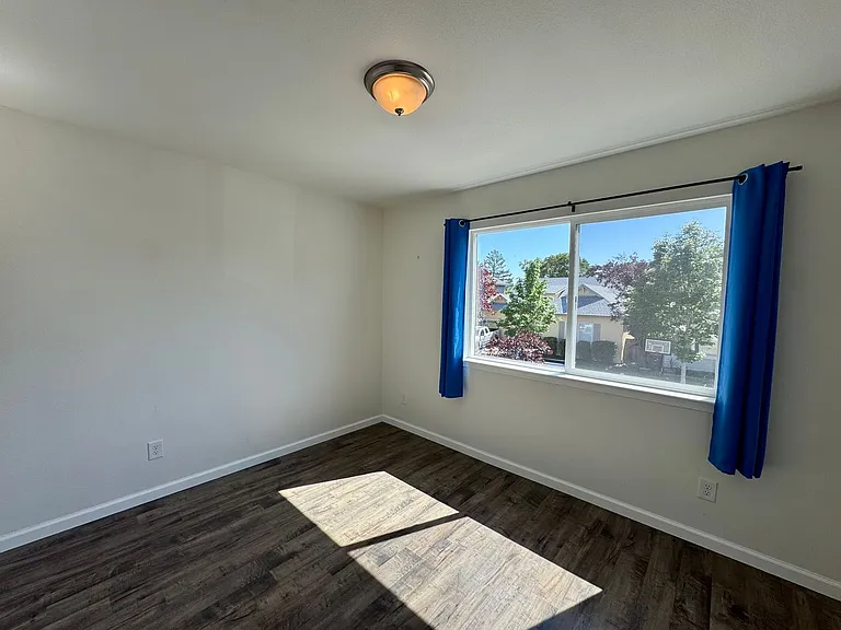 310 Hansbery Way #A — Photo 10