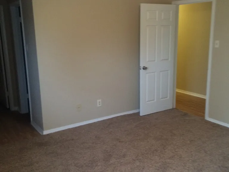 10616 Debbie Ln — Photo 19