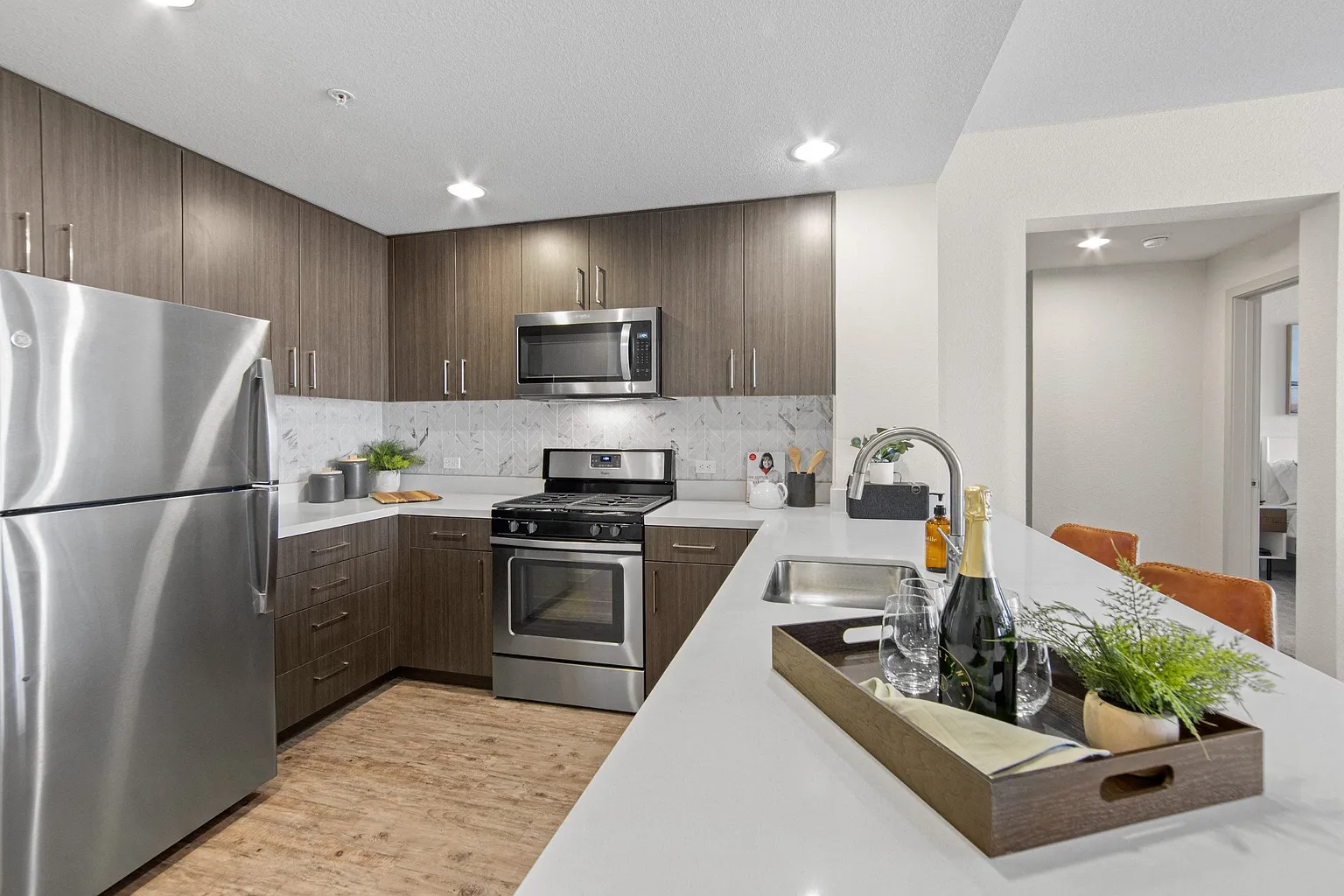1375 Sycamore Ave #460 photo 1