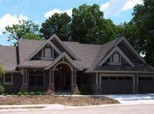 6956 Everest La N, Maple Grove, MN 55311