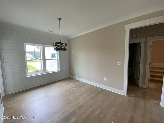 5th image of 243 Herring Road