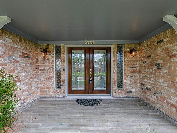 4th image of 15535 Seahorse Dr