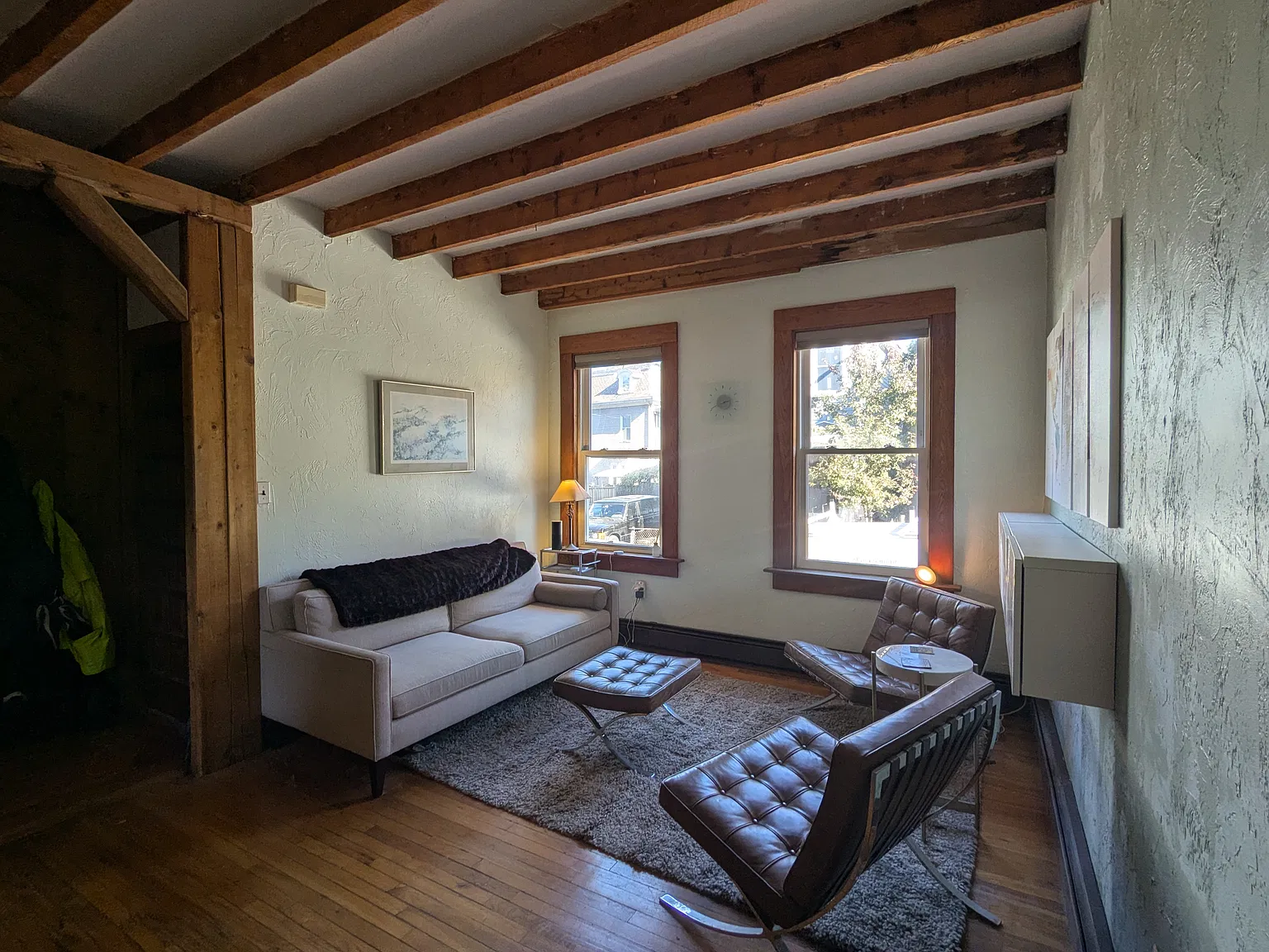 2 bed, 1017 sqft, $3,700 — Photo 2
