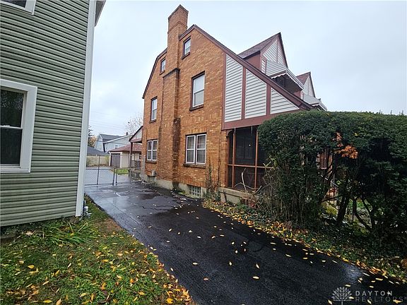 3rd image of 1740 Catalpa Dr