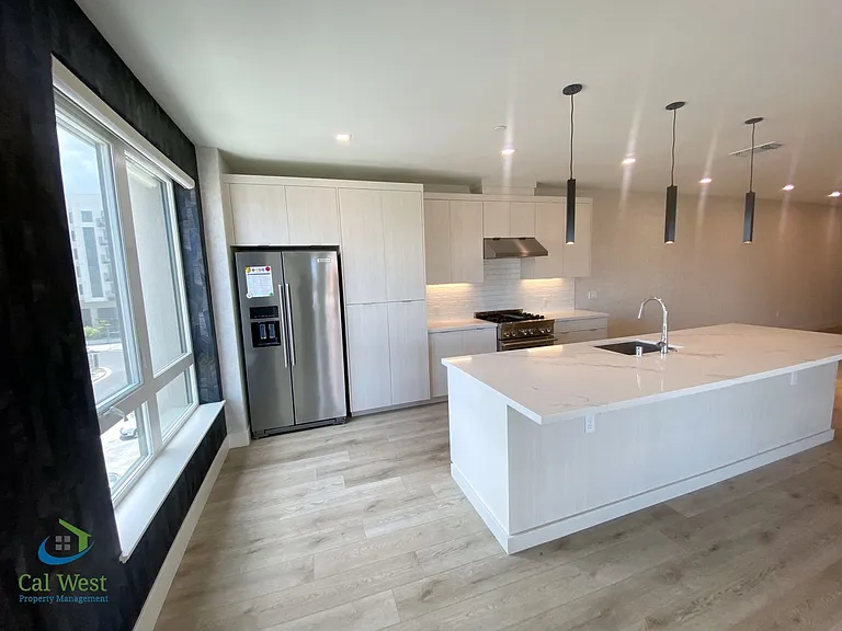 3578 Rambla Pl #329 — Photo 11