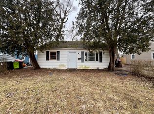 1332 Sunset Dr, Rantoul, IL 61866