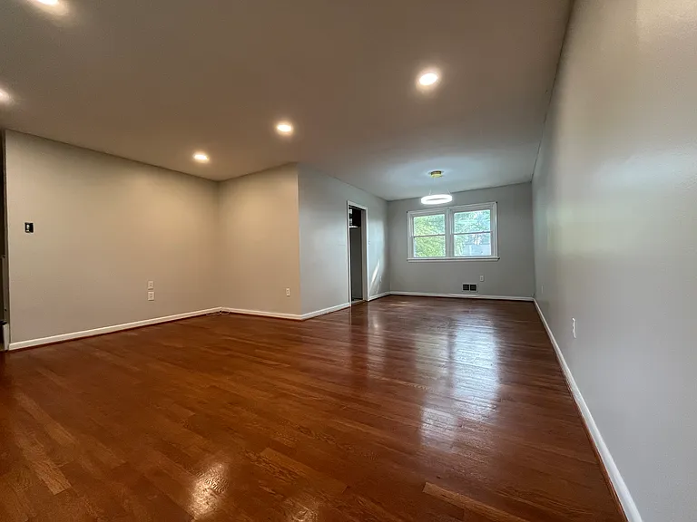 11801 Milbern Dr — Photo 3