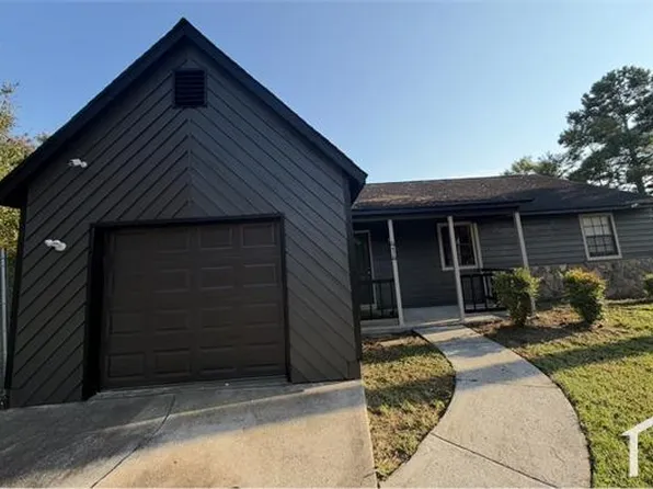 414 Crest Ct, Jonesboro, GA 30238
