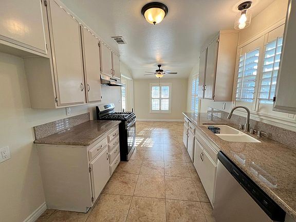 2nd image of 20426 Hawaiian Ave