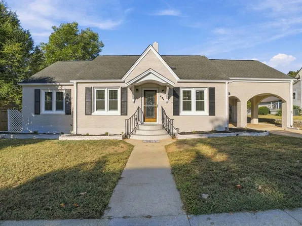 404 2nd Ave, Fayetteville, TN 37334