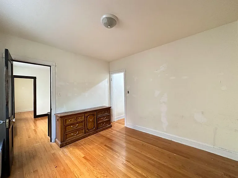 1949 W Cuyler Ave #2 — Photo 17