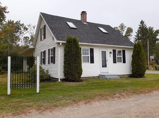 5 Bates Ln, Robbinston, ME 04671