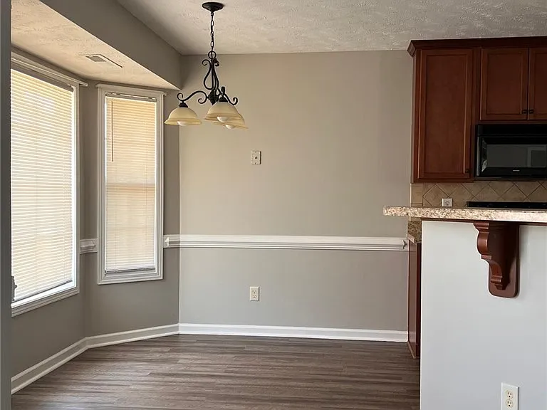 1687 Kershaw Loop — Photo 10