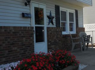 104 Project Rd, Troy, NY 12180