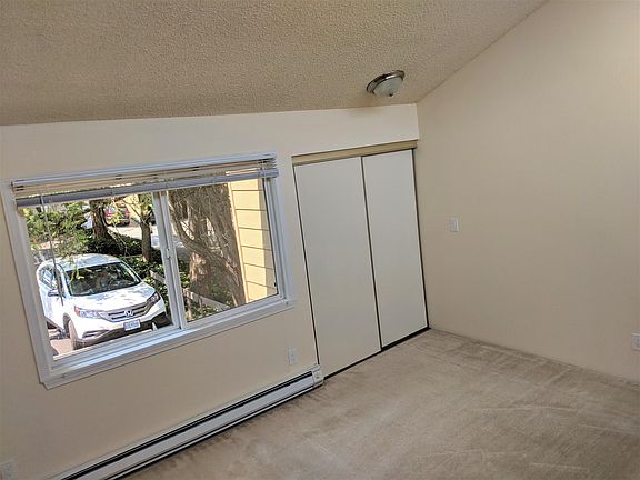 5th image of 2947 76th Ave SE