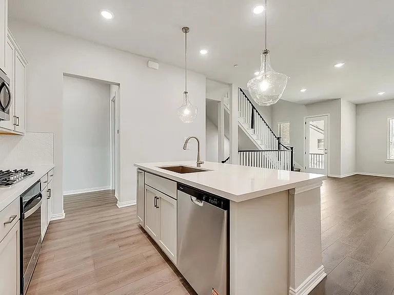 4253 Willow Pond Dr — Photo 4