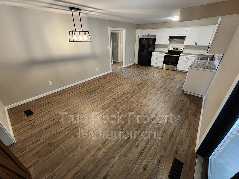 13770 County Road 1556 — Photo 7