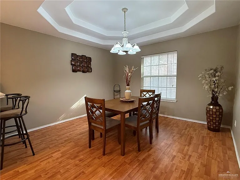 1328 Nora Dr — Photo 5