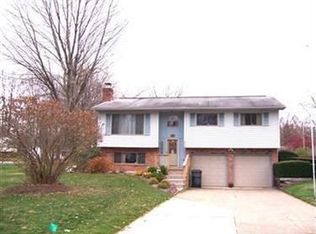 6868 Shelley Dr, Madison, OH 44057