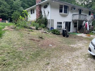 41 Valley Ln, Sebago, ME 04029