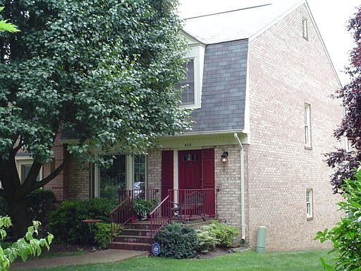 1st image of 428 N Park Dr