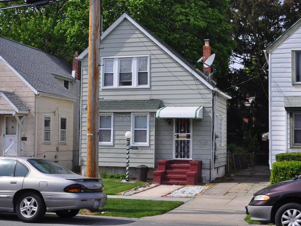 1st image of 19043 112th Ave