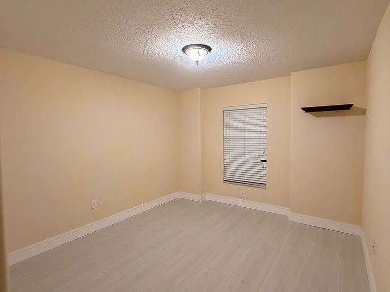 15416 Telford Spring Dr — Photo 9