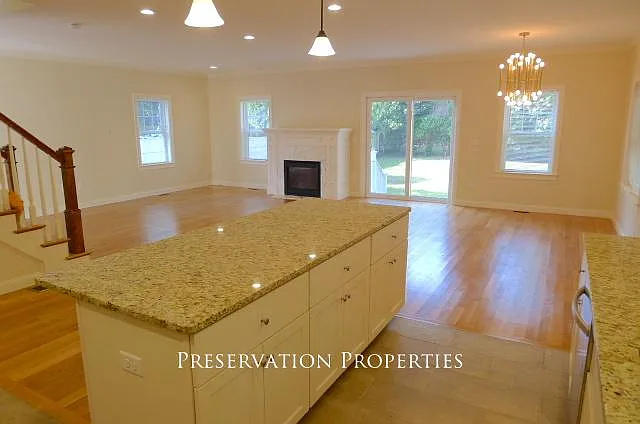 299 Cabot St — Photo 1