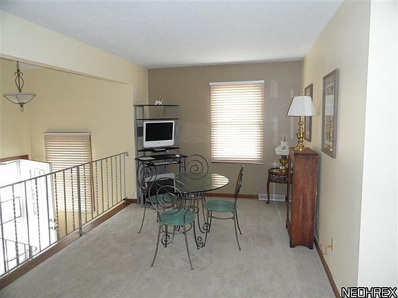4th image of 2338 Riverfront Pkwy