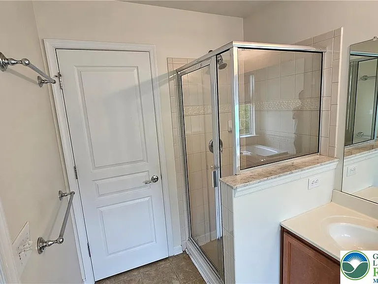 5262 Chandler Way S — Photo 17