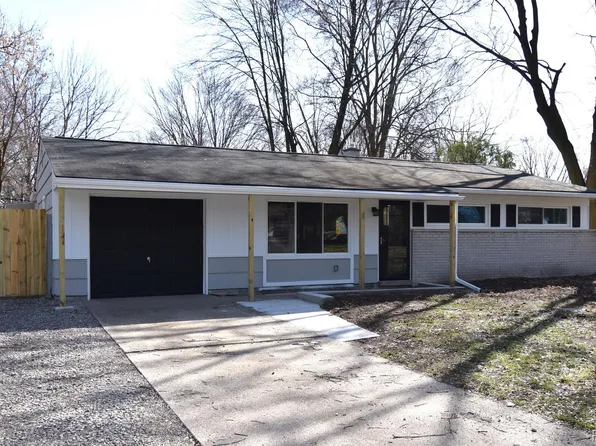 49582 W Valley Cir, Shelby Township, MI 48317