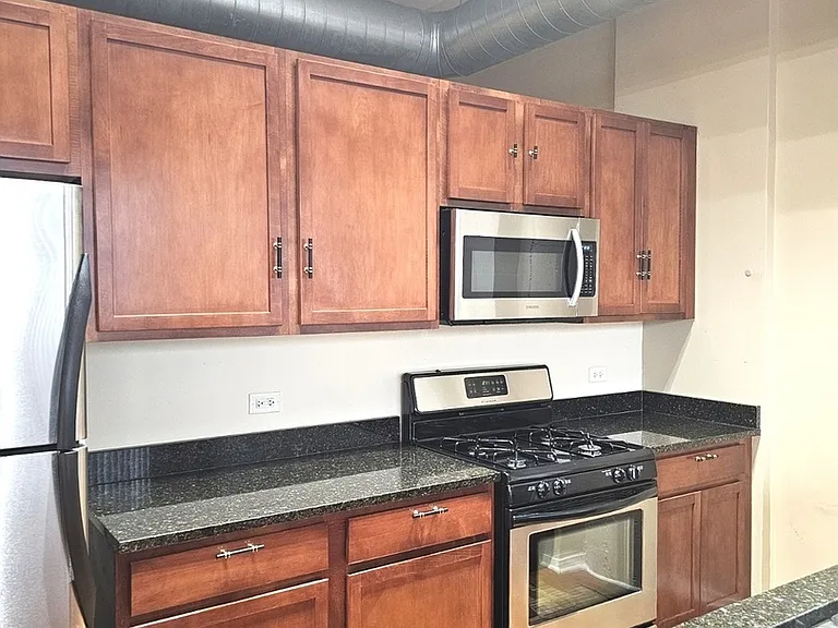 2323 W Pershing Rd #128 — Photo 7