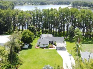 19209 Crooked Ln, Lutz, FL 33548
