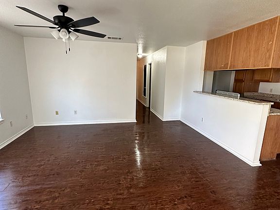3rd image of 8202 Marydean Ave