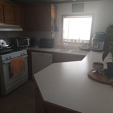 5th image of 4070 Western Dr