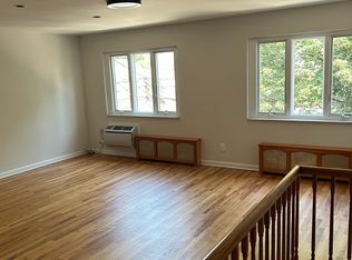 6644 71st St FLOOR 2, Middle Village, NY 11379